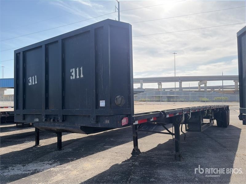 Remorque à ridelles Fruehauf 48 ft T/A Flatbed — occasion 1998