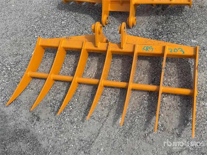 GIYI 46 in Excavator Rake - Fits Cat 303 (Unused)