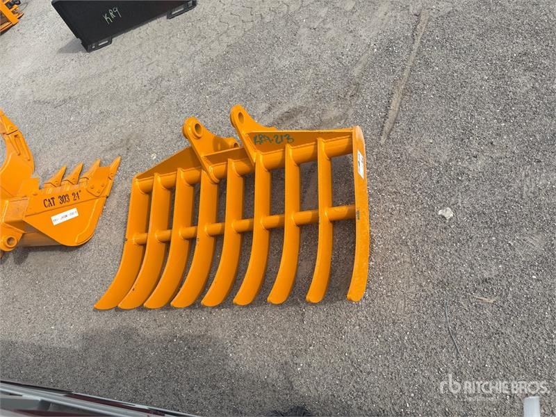 GIYI Cat 307 Excavator Rake (Unused)