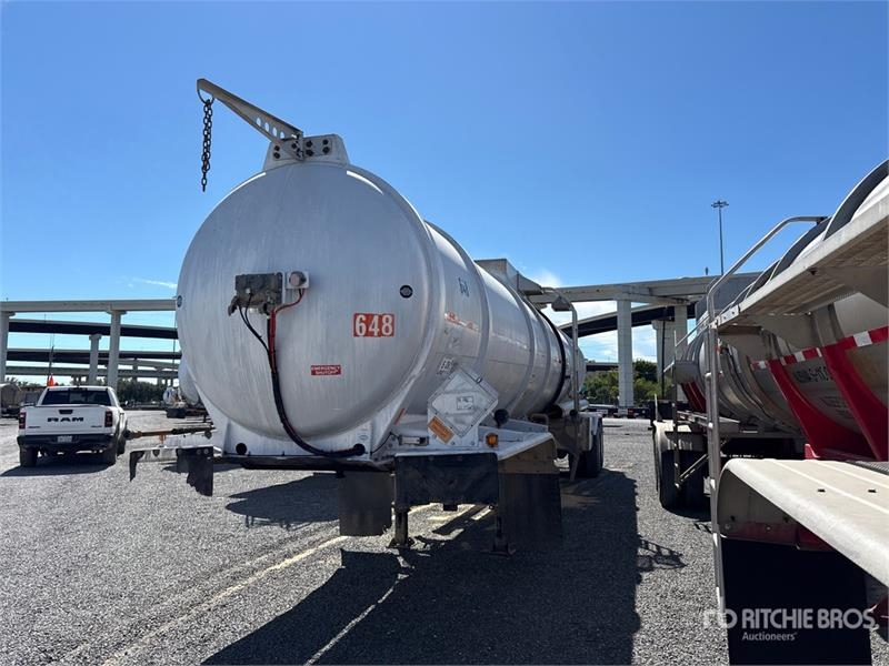 Remorque citerne Heil 8400 gal T/A Tanker — occasion 2013