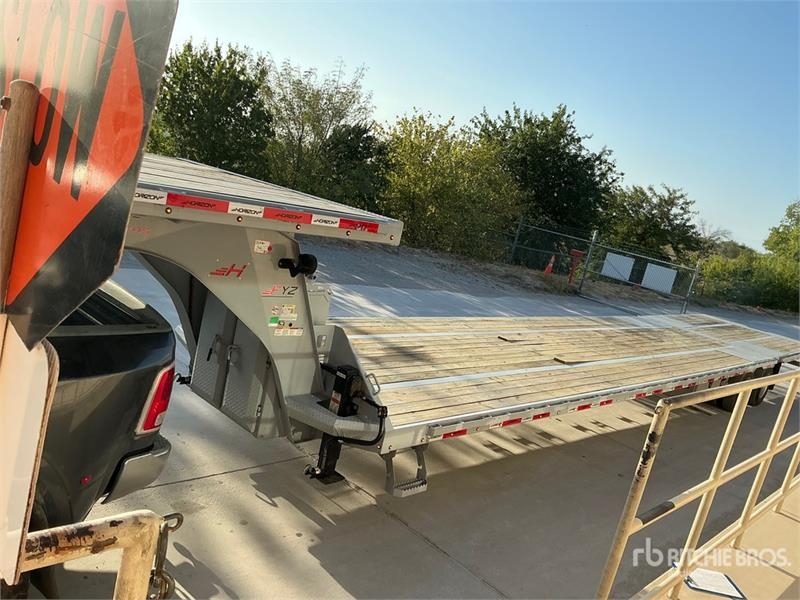 Horizon FYZGN-4415K 52 ft T/A Gooseneck Hydraulic Tail Tra