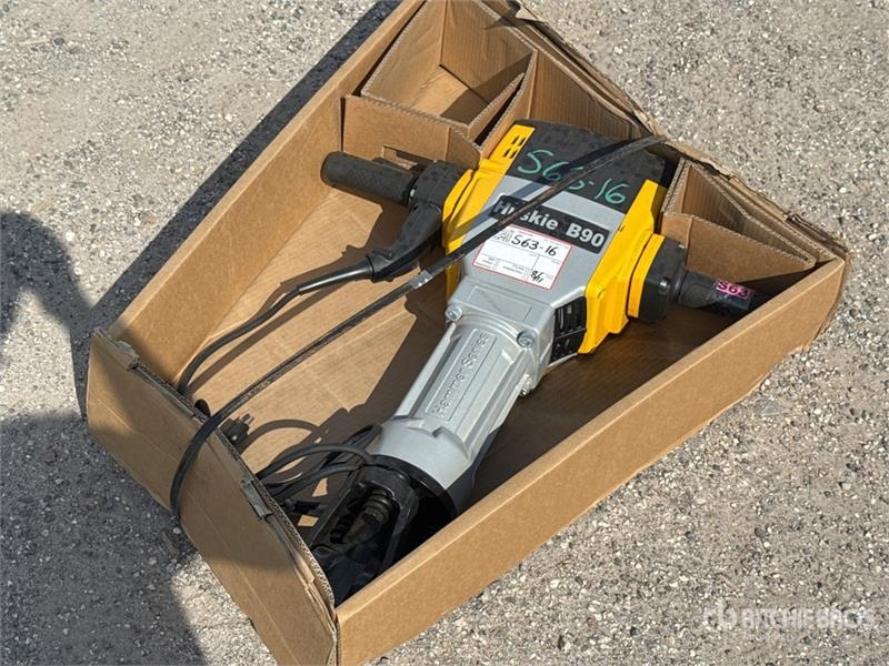 Charrue Huskie B90 — occasion