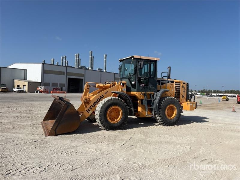 Hyundai HL757-9A