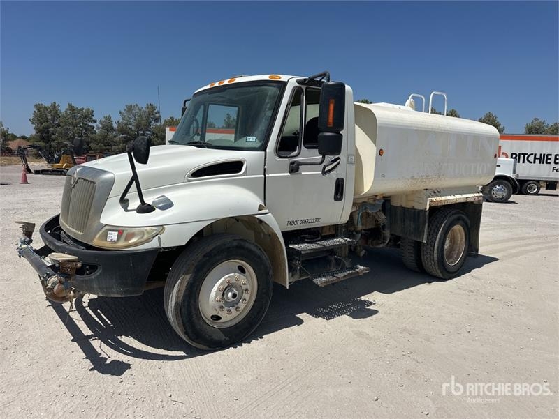 International 4300