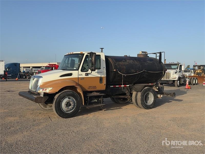International 4300