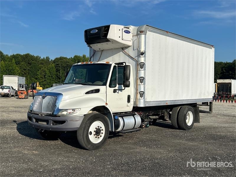 International 4300 SBA