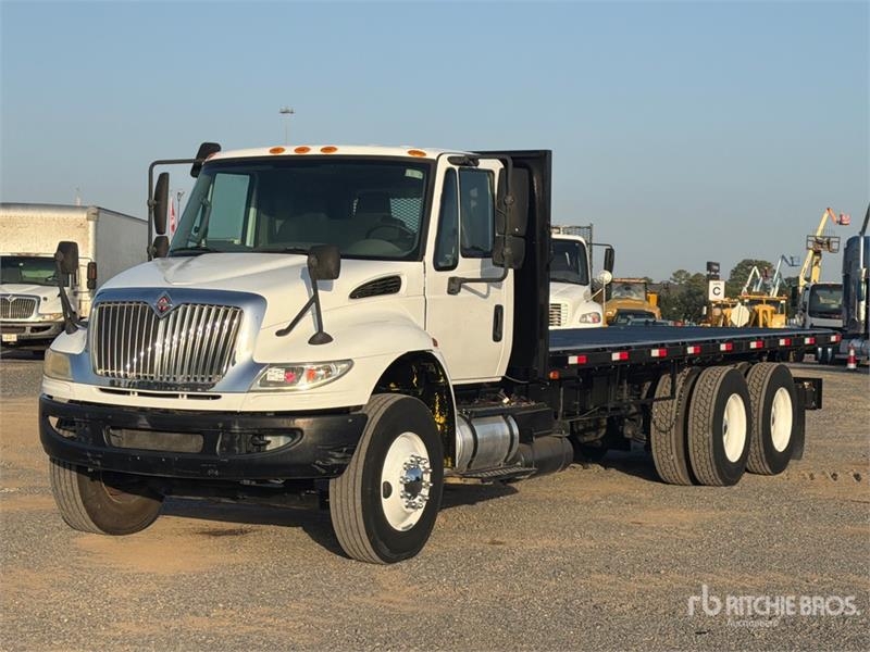 International 4400