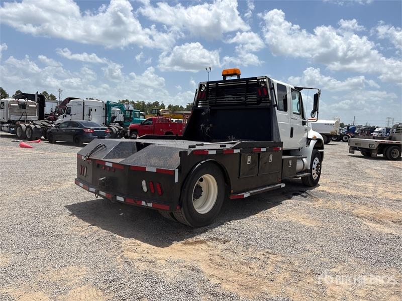 International 4400
