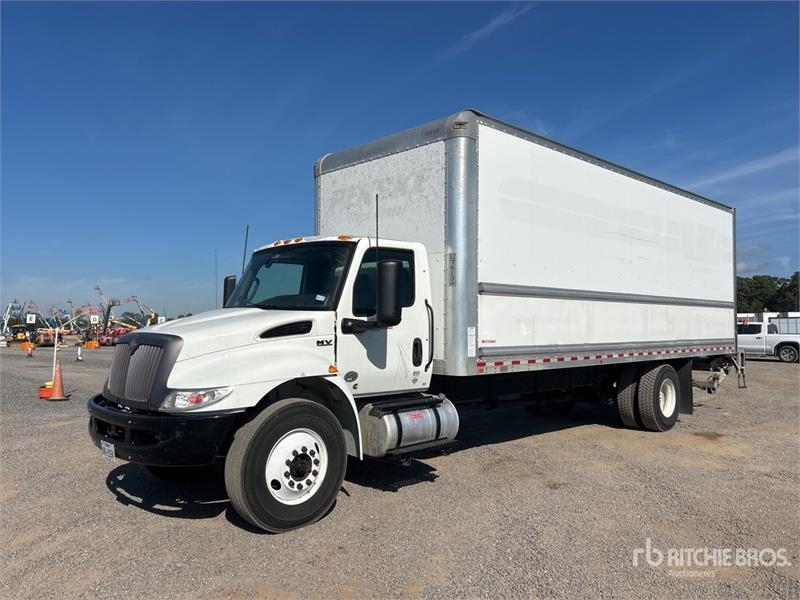 Camion fourgon International Cascadia 126 — occasion 2021