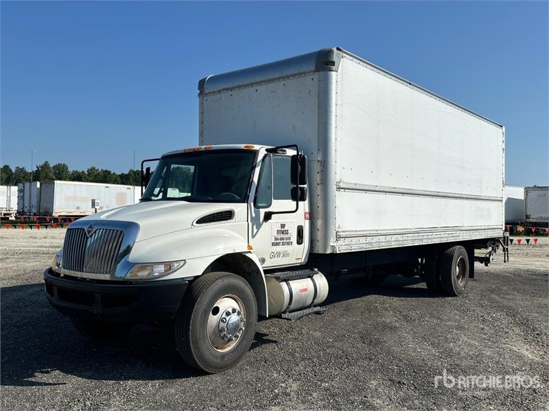 Camion fourgon International Durastar 4300 — occasion 2018