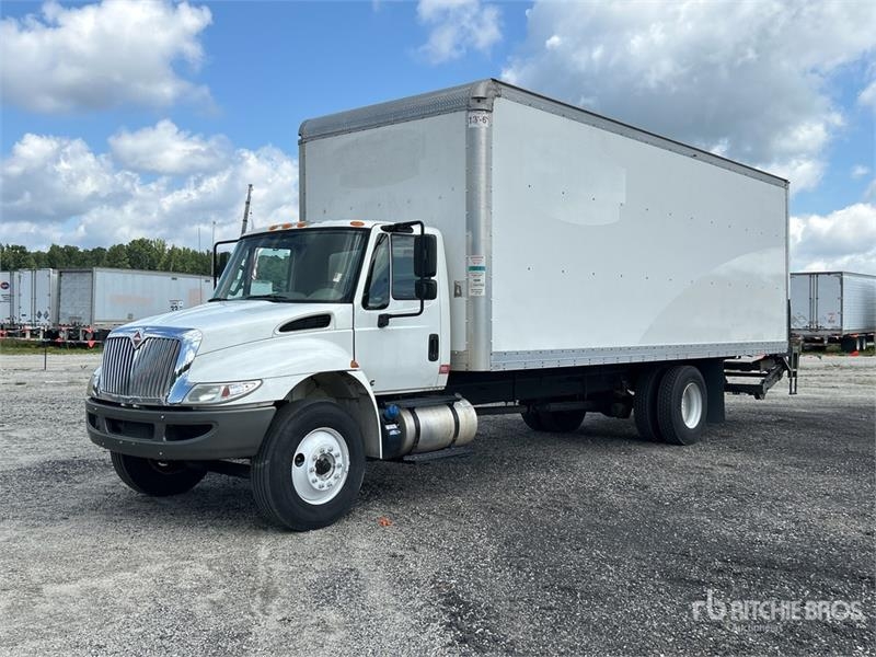 International Durastar 4300
