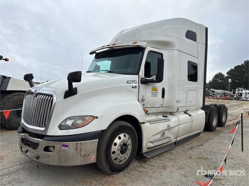 Tracteur routier International LT625 — occasion 2019