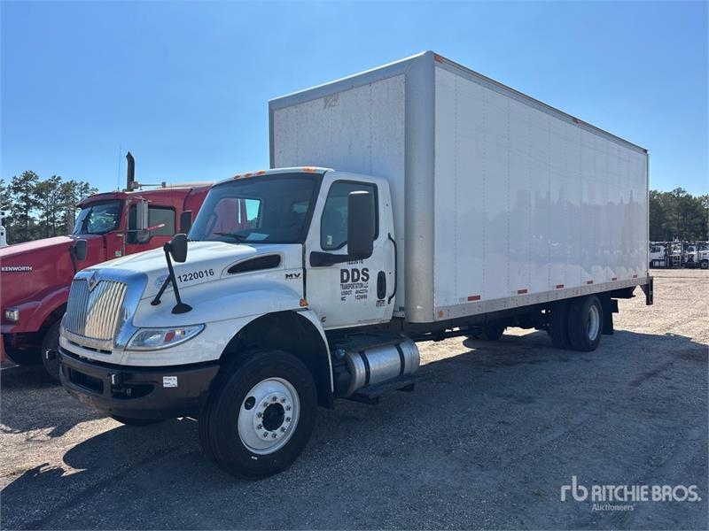 Camion fourgon International MV607 4x2 Van (Inoperable) — occasion 2021