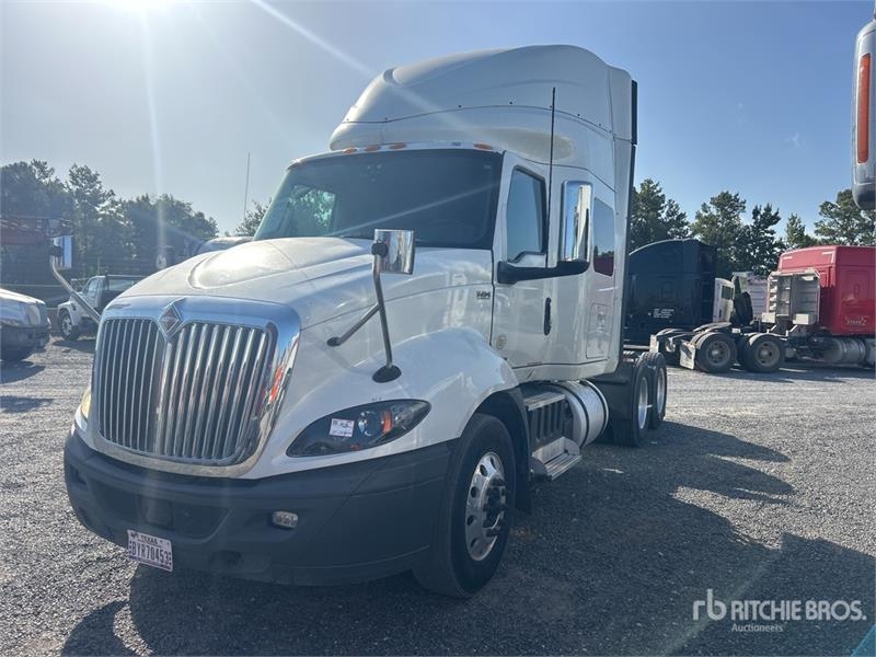 Tracteur routier International RH — occasion 2020