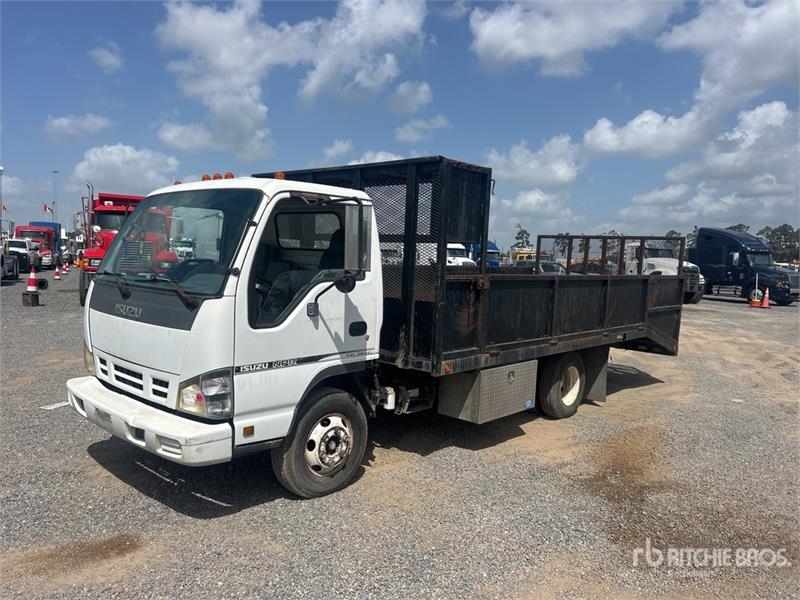 Isuzu NPR