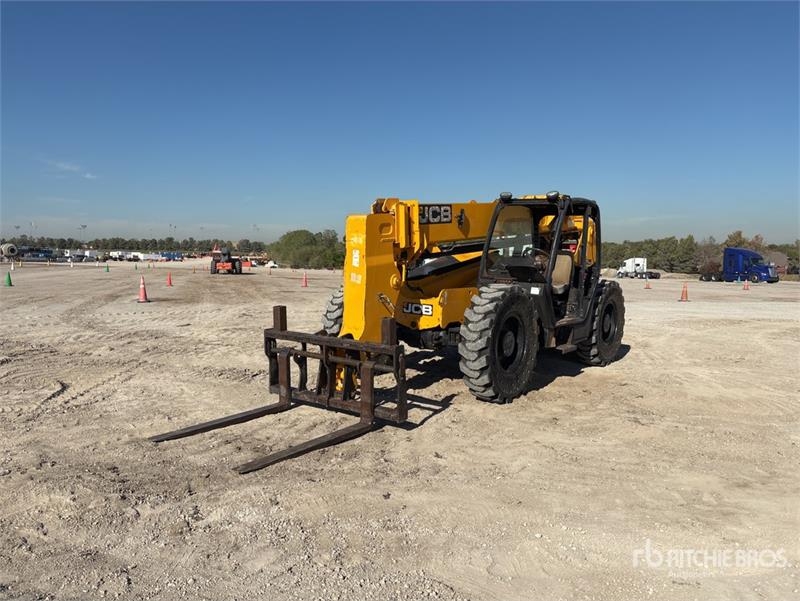 Chariot télescopique JCB 509.42 — occasion 2013, 6 004 h