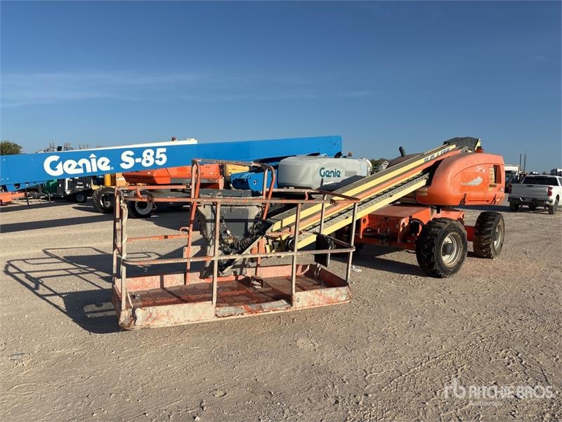 JLG 600S