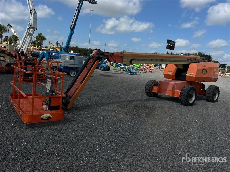 JLG 660SJ