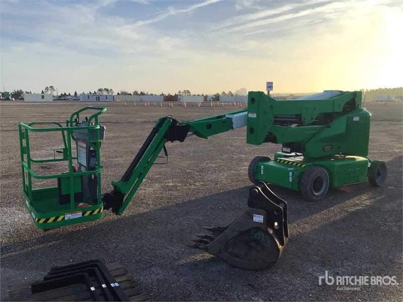JLG E400AJPN