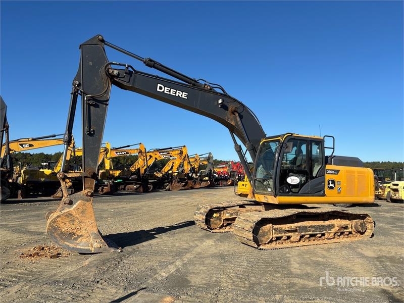 Pelle sur chenilles John Deere 210G LC — occasion 2022, 3 488 h