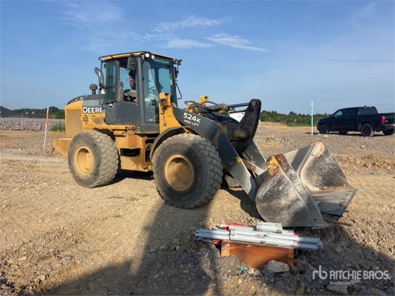 John Deere 524K