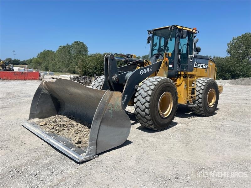 John Deere 644 K