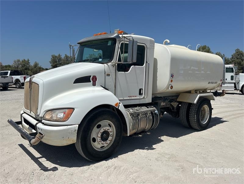 Kenworth T370