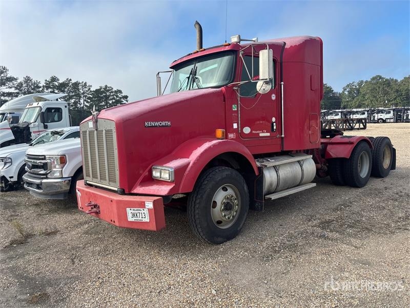 Tracteur routier Kenworth T800 — occasion 2011
