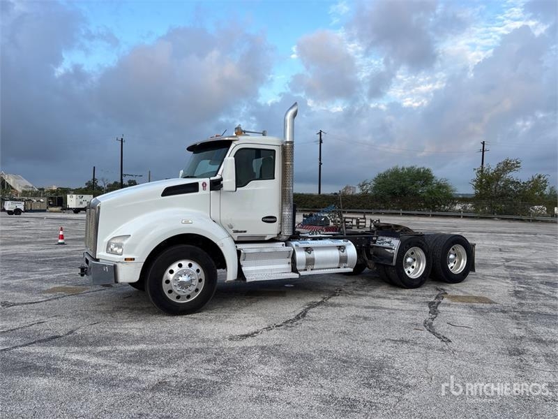 Tracteur routier Kenworth T880 — occasion 2016