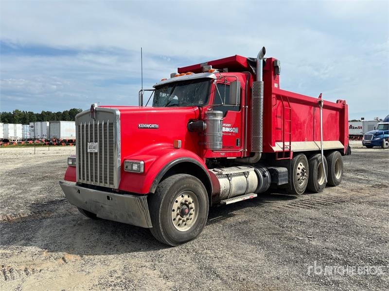 Camion benne Kenworth W900 — occasion 2015