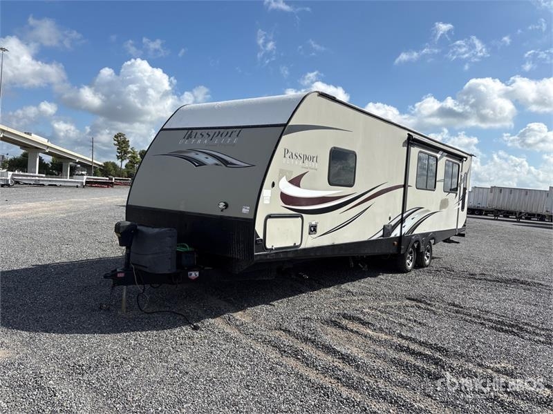 Keystone Passport 30 ft T/A Travel Trailer