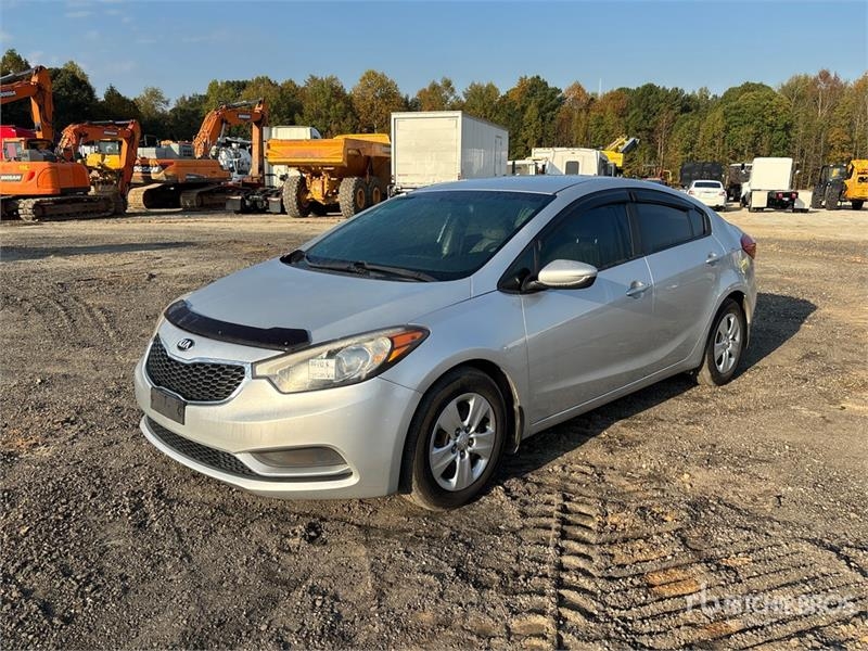 Voiture Kia Forte LX Automobile — occasion 2015