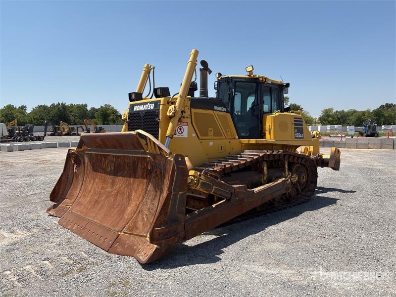 Komatsu D155AX-8