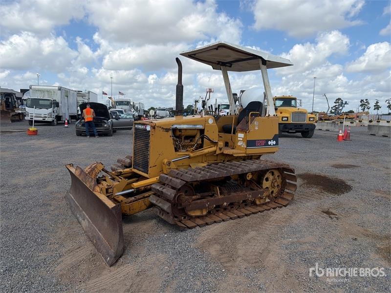 Komatsu D20P-6