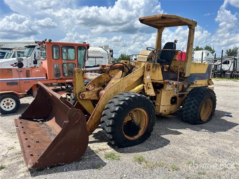 Chargeuse sur pneus Komatsu WA180-1 — occasion 1995, 10 904 h
