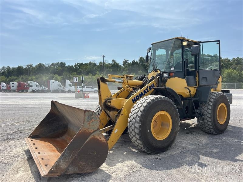 Komatsu WA200-7