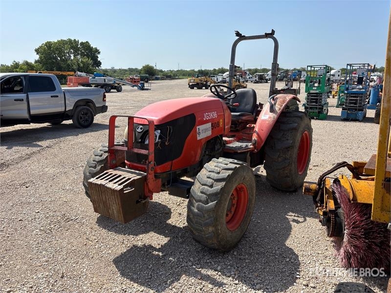 Tracteur agricole Kubota M7040 — occasion 2010