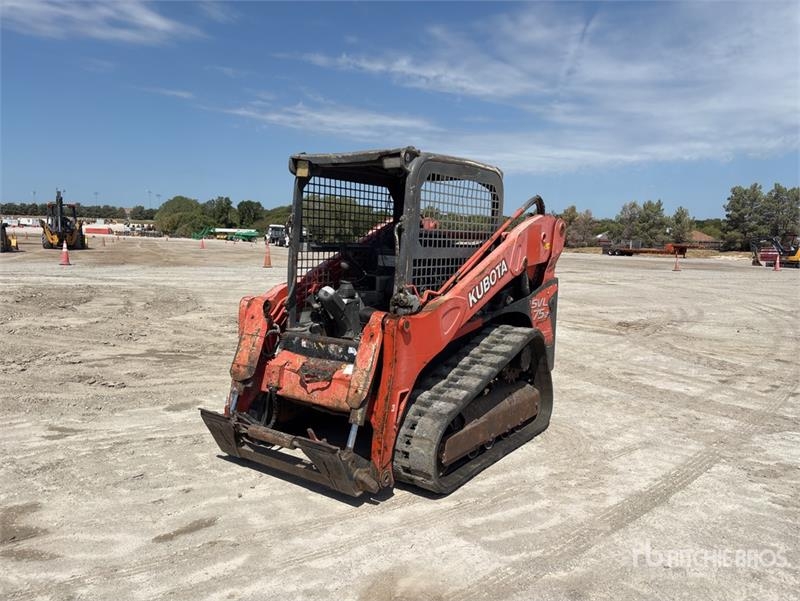 Kubota SVL75-2