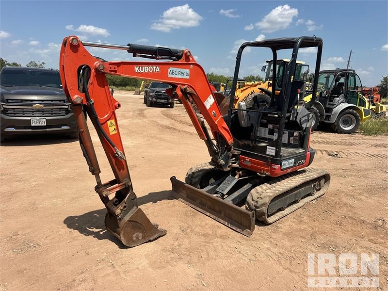 Kubota U27-4