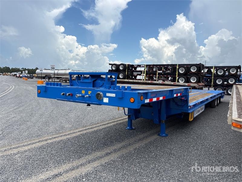 Ledwell 48 ft T/A Hydraulic Tail Trailer