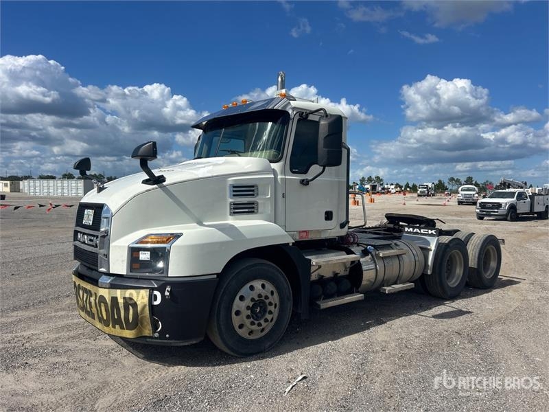Tracteur routier Mack Anthem 64T 6x4 T/A Day Cab — occasion 2019