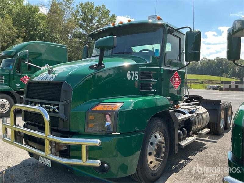 Mack Anthem AN64T