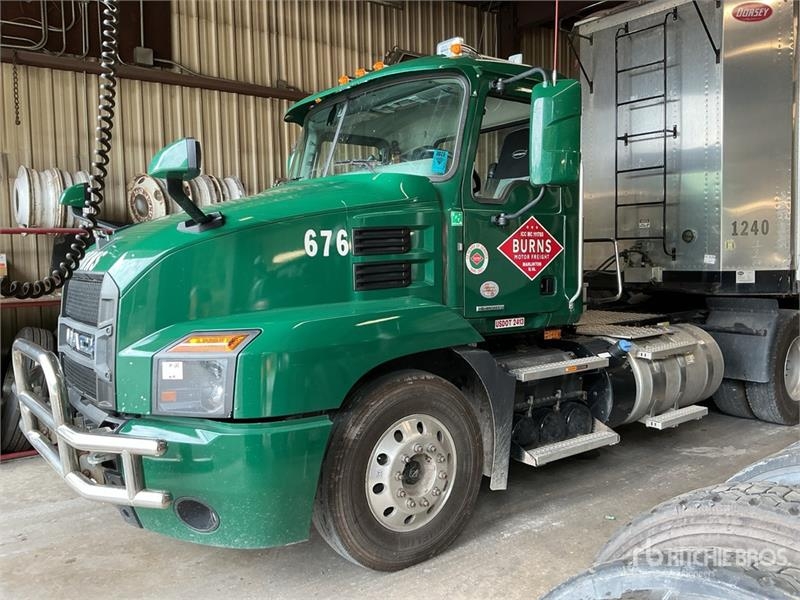 Mack Anthem AN64T