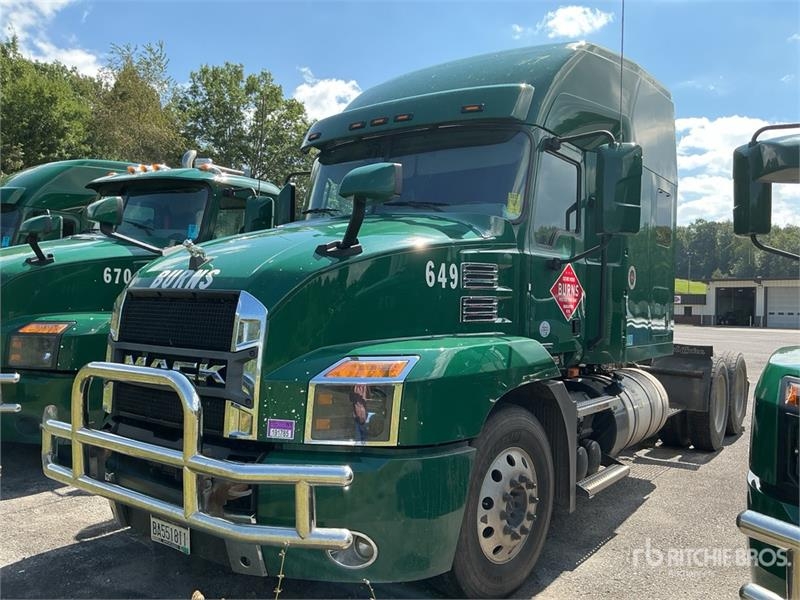 Mack Anthem AN64T