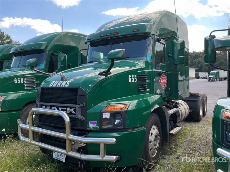 Mack Anthem AN64T