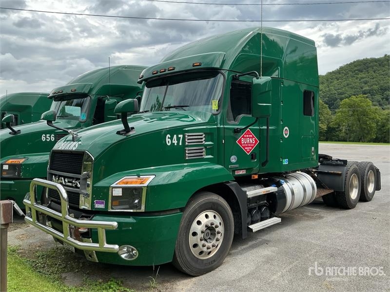 Mack Anthem AN64T