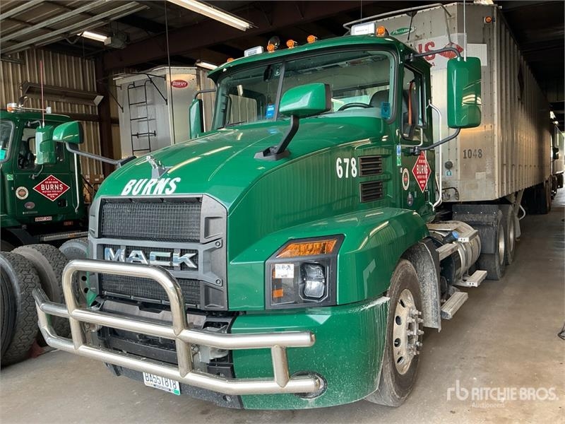 Mack Anthem AN64T