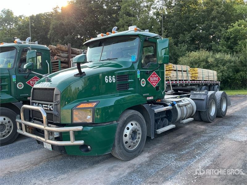 Mack Anthem AN64T