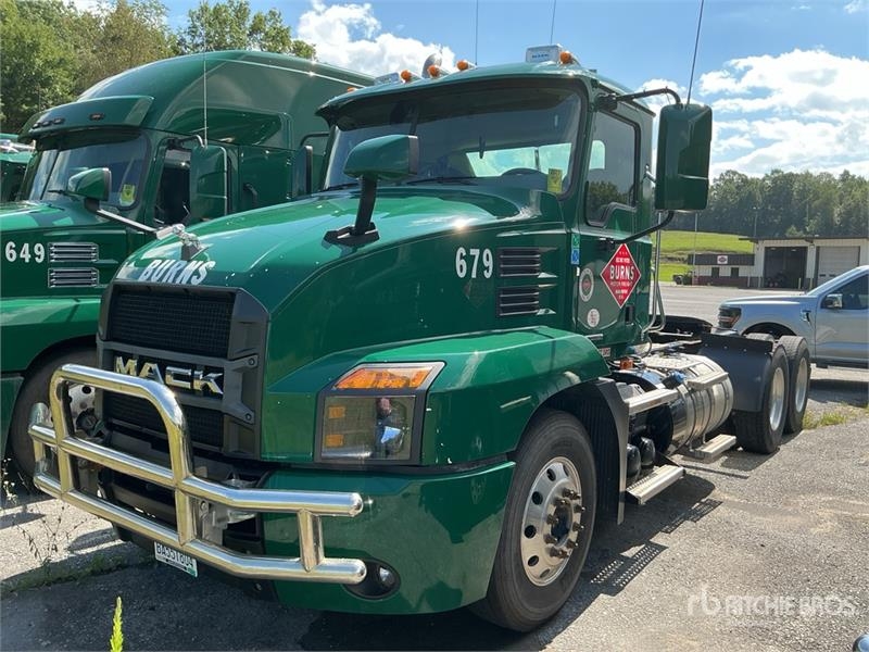 Mack Anthem AN64T