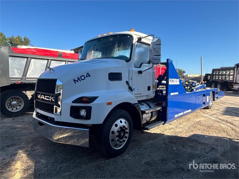 Camion porte-engins Mack MD6 4x2 Car Carrier — occasion 2024